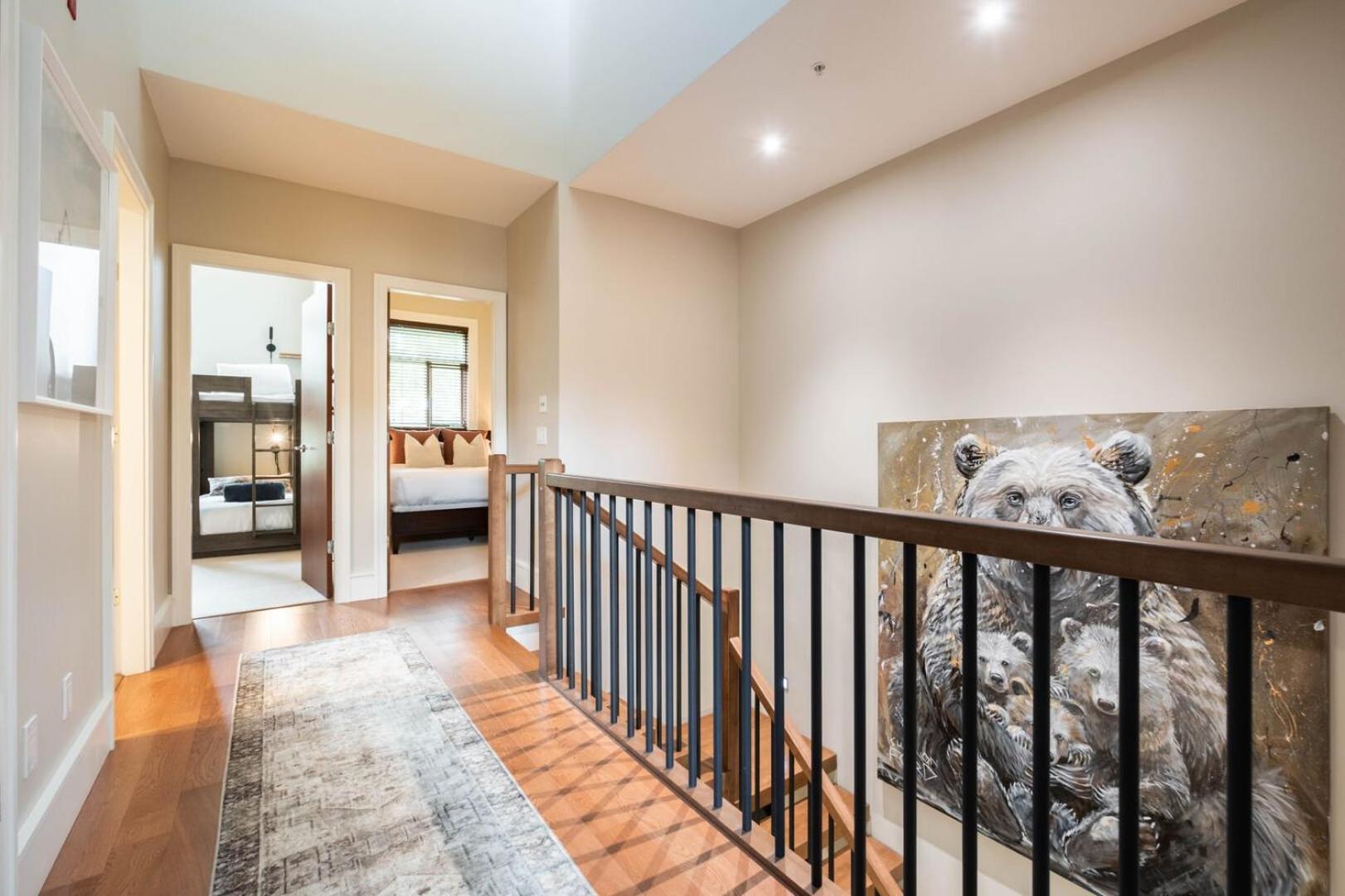 Fitzsimmons Walk By Outpost Whistler Villa Exterior photo